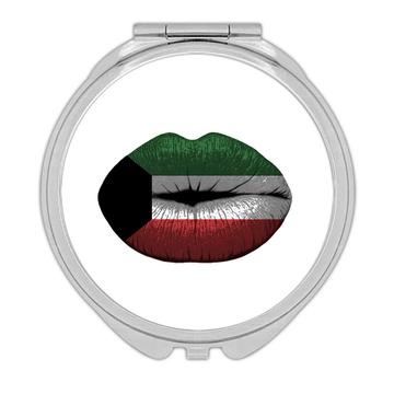 Lips Kuwaiti Flag : Gift Compact Mirror Kuwait Expat Country For Her Women Feminine Lipstick Souvenir