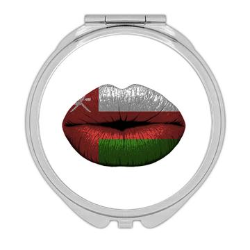 Lips Omani Flag : Gift Compact Mirror Oman Expat Country For Her Woman Women Feminine Souvenir