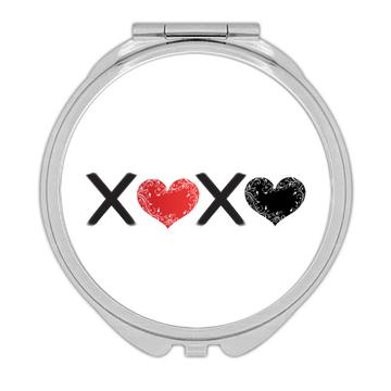 Hearts XOXO : Gift Compact Mirror Valentines Day Love Hugs Kisses Girlfriend Wife Boyfriend