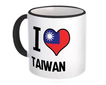 I Love Taiwan : Gift Mug Flag Heart Country Crest Taiwanese Expat