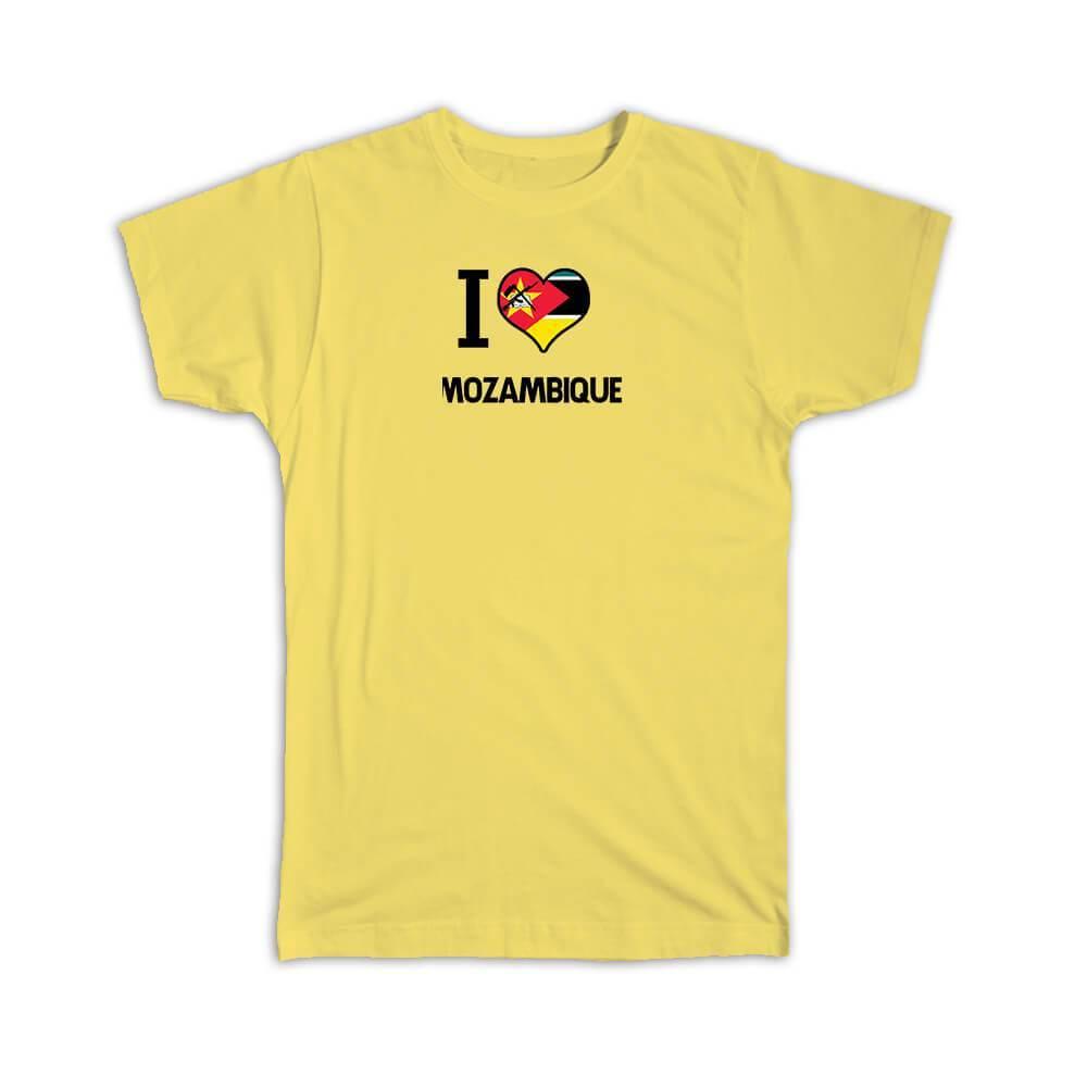 Gift T-Shirt : I Love Mozambique Flag Heart Country Crest Mozambican Expat