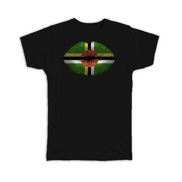 Lips Dominica Flag : Gift T-Shirt Expat Country For Her Woman Feminine Lipstick Souvenir Sexy