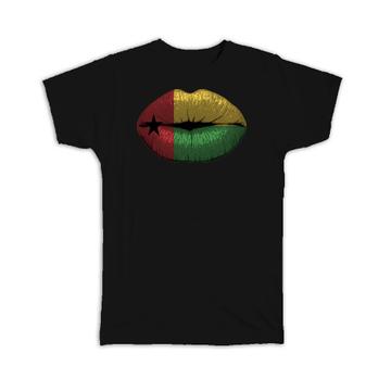 Lips Guinean Bissau Flag : Gift T-Shirt Guinea Expat Country For Her Women Feminine Sexy Souvenir