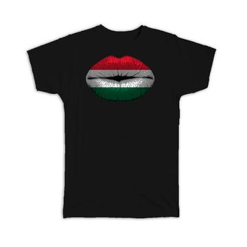 Lips Hungarian Flag : Gift T-Shirt Hungary Expat Country For Her Woman Feminine Women Sexy Flags Lipstick