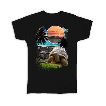 Giant Tortoise  : Gift T-Shirt Wild Animals Wildlife Fauna Safari Endangered Species