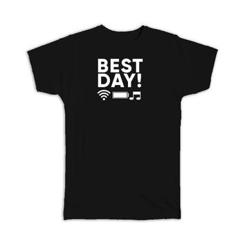 Geek Battery Wifi : Gift T-Shirt Best Day